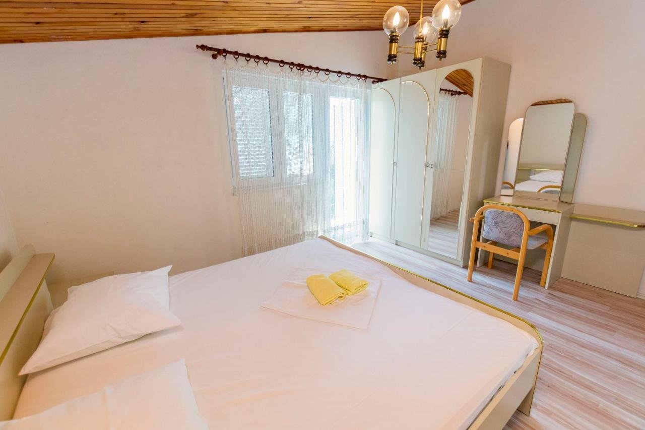 Apartments Jere Proto Primošten Екстериор снимка