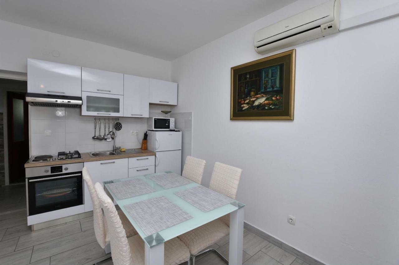 Apartments Jere Proto Primošten Екстериор снимка